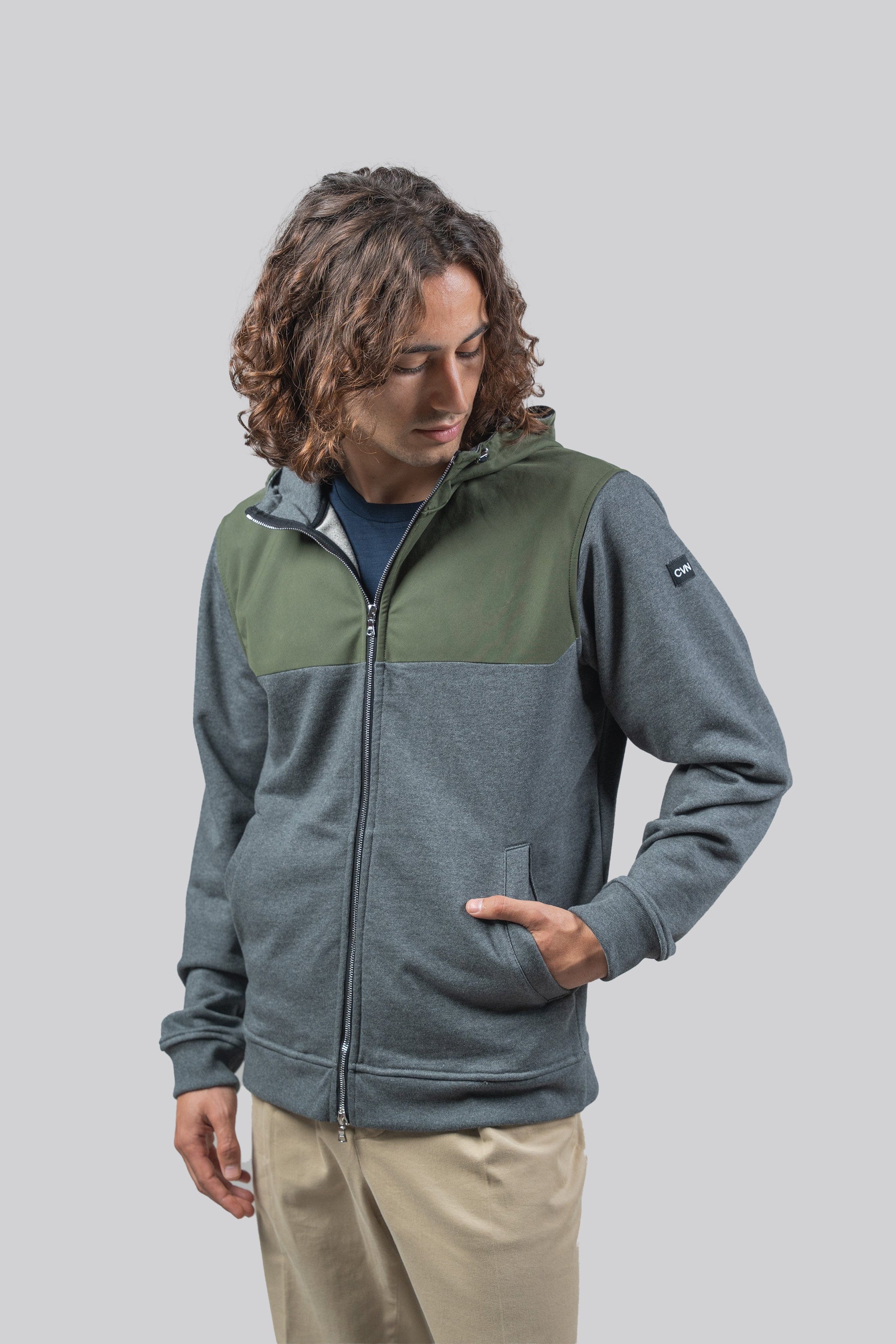 Ventile hooded travel jacket 360