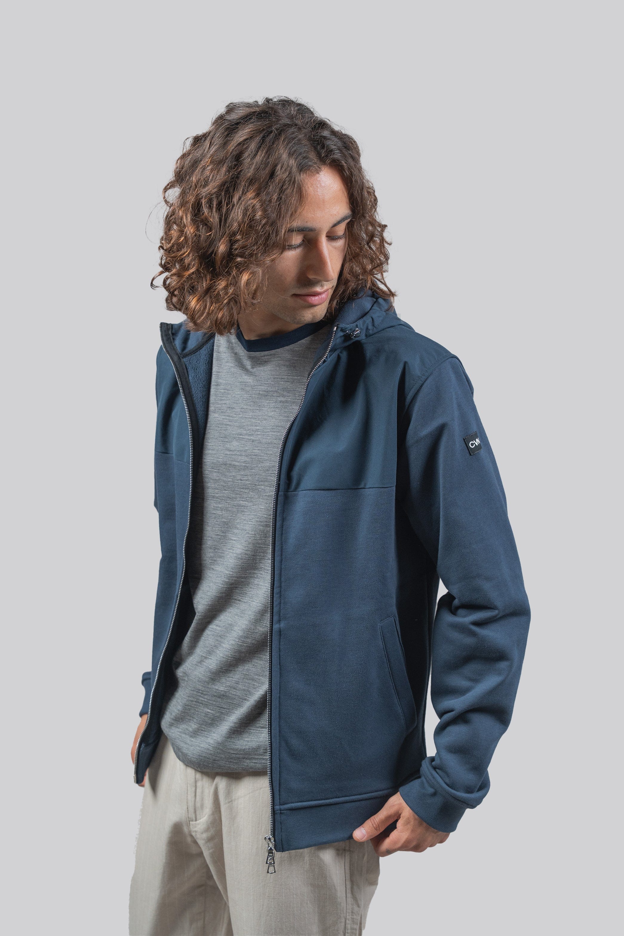 Ventile hooded travel jacket 360