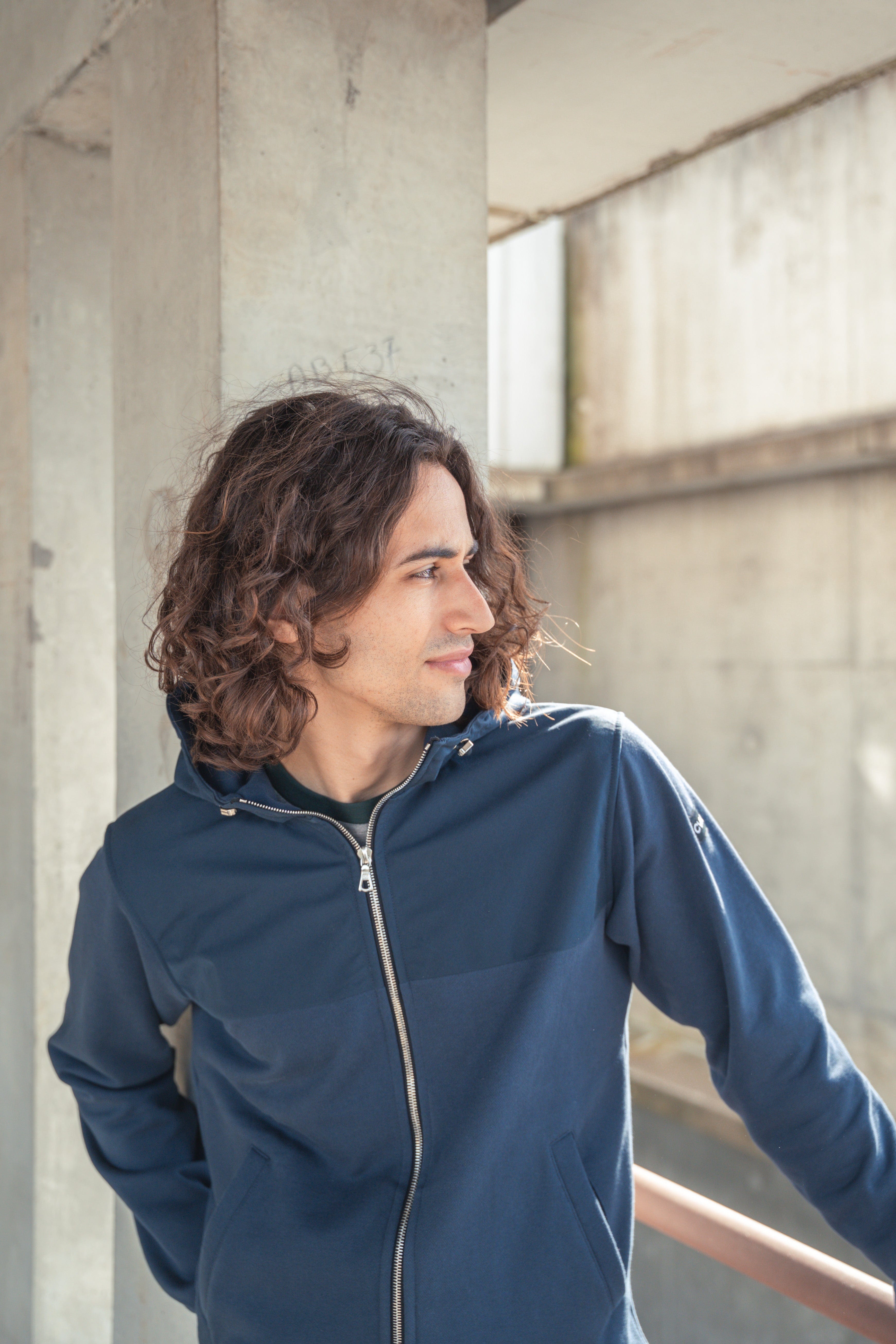 Ventile hooded travel jacket 360